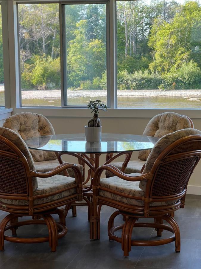 坎贝尔河 River House酒店 外观 照片